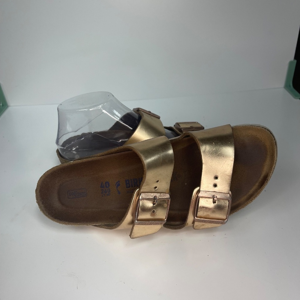 Women’s Gold Arizona Birkenstocks size 40 - Picture 6 of 7